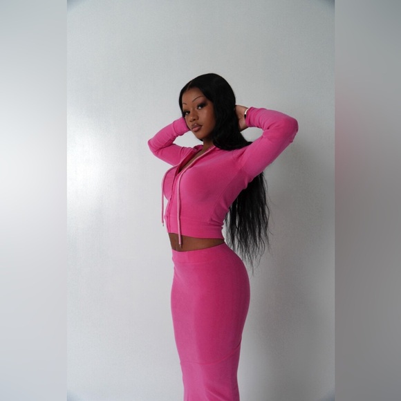 Matching Two Piece Set - Picture 6 of 12